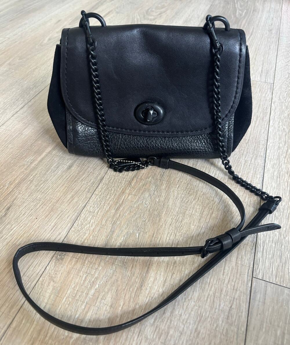 COACH Faye Crossbody Purse Bag All Black Pebbled Leather Flap F1880-F22349